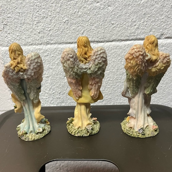 Elegant Angel Figurine Set - Multicolor - Picture 3 of 3